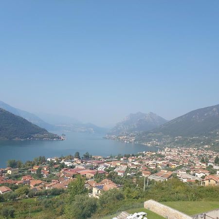 Casa T.U.A. Διαμέρισμα Sale Marasino Εξωτερικό φωτογραφία