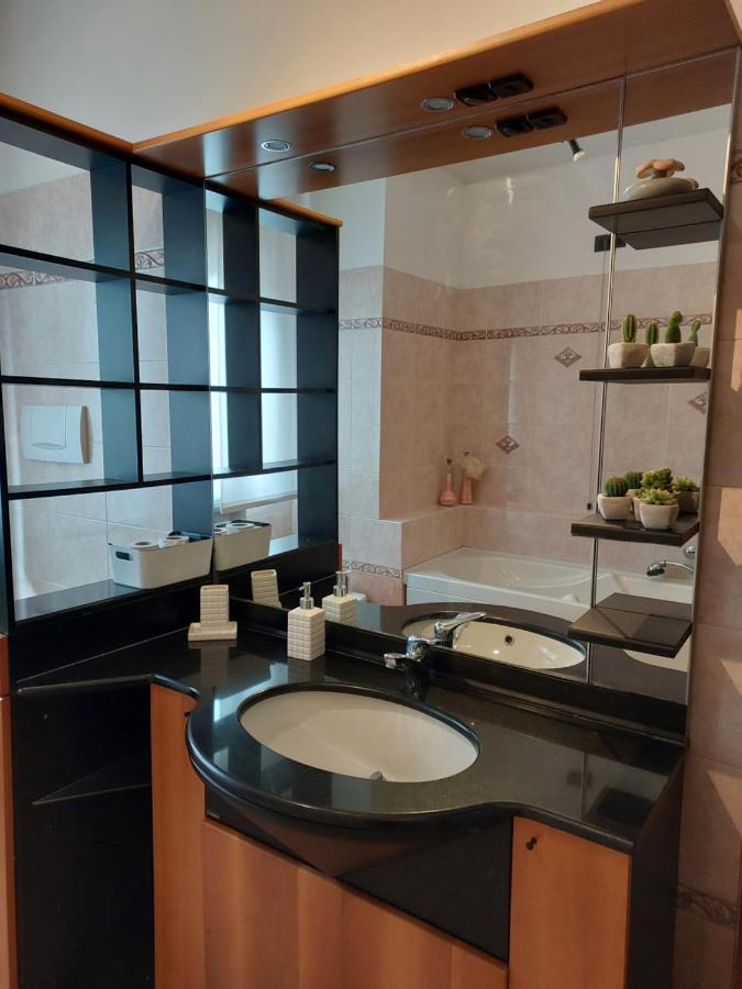Casa T.U.A. Διαμέρισμα Sale Marasino Εξωτερικό φωτογραφία